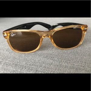 Ray Ban New Wayfarer Sunglasses